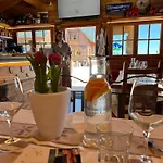 Hotell Vydrovy Boudy, Pec pod Snezkou