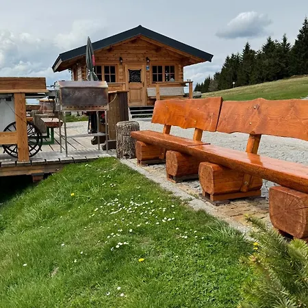 Vydrovy Boudy Hotel